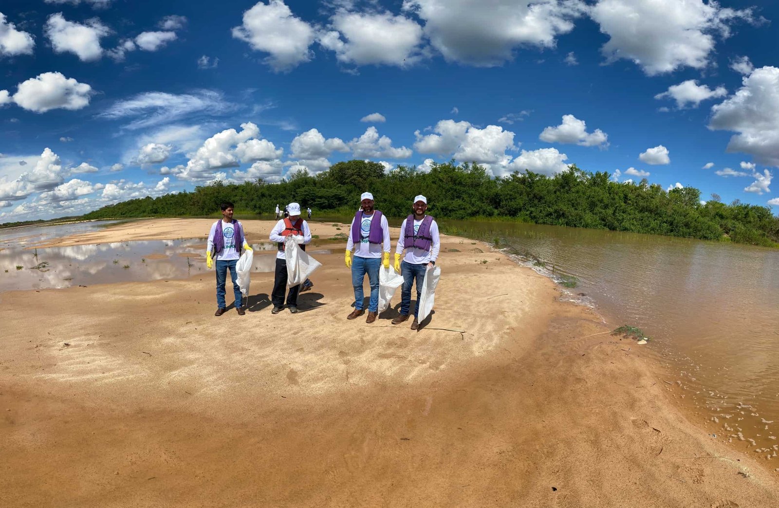 Rios+Limpos: vídeo especial mostra o mutirão de limpeza no Rio Araguaia, em Goiás